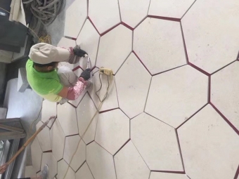 Gascoigne Beige Limestone  slabs